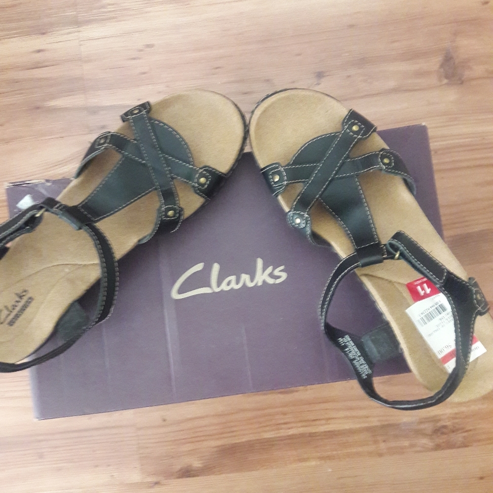 Clarks Hayla Flute Womens   Sandals